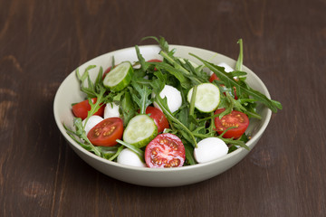 Salad with mozzarella