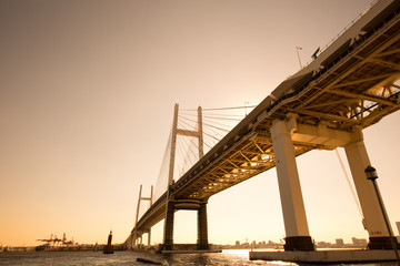 Naklejka premium 横浜ベイブリッジ