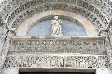 Fototapeta premium Facade of Cathedral Church Baptistry, Pisa