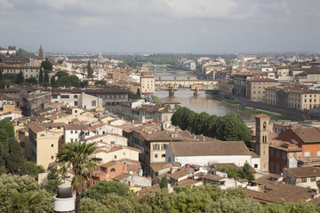 Fototapeta na wymiar Ponte Vecchio Bridge and Arno River, Florence