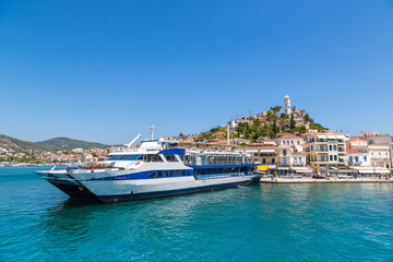 Fototapeta na wymiar Poros island in Greece