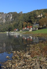 Kurort Rathen (Sächsische Schweiz), Partie an der Elbe in Niederrathen