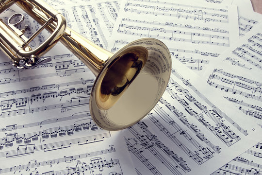 Trumpet on sheet music