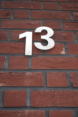 Hausnummer 13