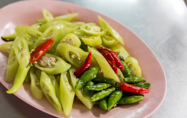 Green pepper and hot red pepper