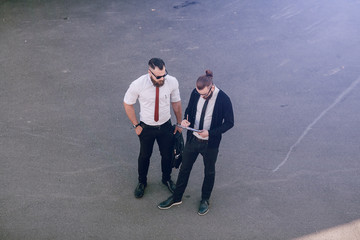 Fototapeta premium business man outside