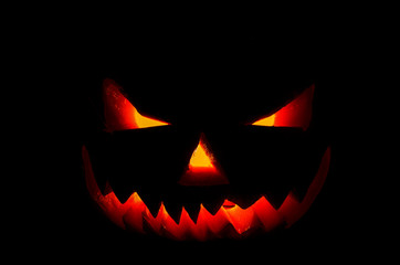 Halloween pumpkin-horror / reflected in wall