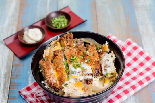 Katsudon