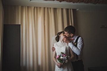 First hugs of the newlyweds 3777.