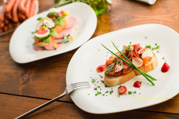 Burger with vegetables