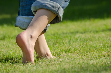 Fototapeta premium walking on grass