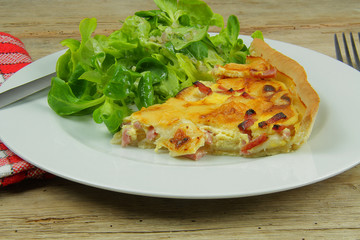 part de quiche et salade 24102015