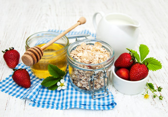 Muesli with strawberries