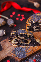 Roll with poppy seed filling