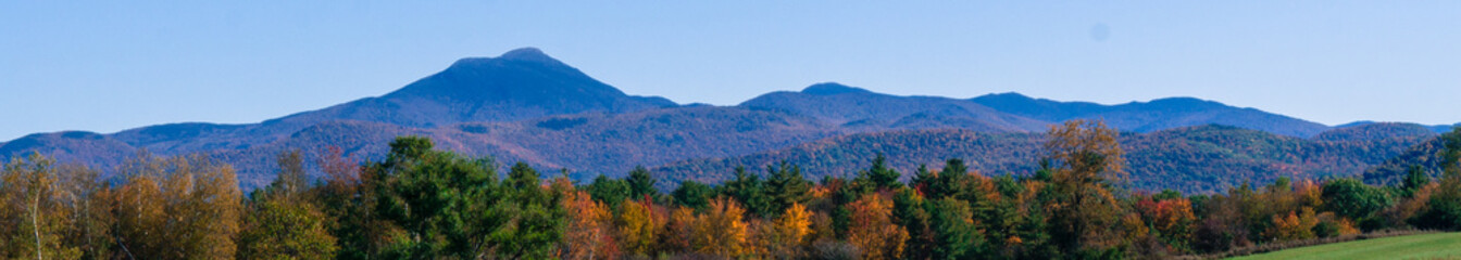 banner picture of the Green Mountains of Vermont in Fall
