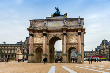 Arc de Triomphe du Carrousel au Louvre à Paris
