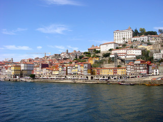 Fototapeta na wymiar Portugal. Porto city, and river Doro.