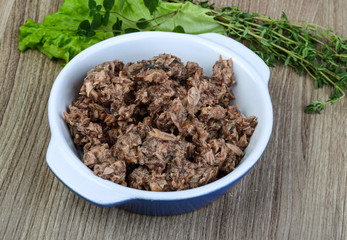 Canned tuna