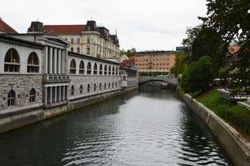 Fototapeta na wymiar Ljubljanica river on Ljubljana slovenia