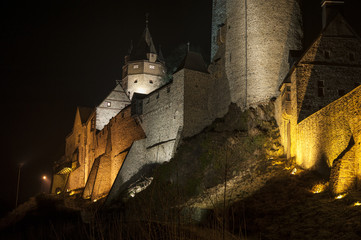 Burg Altena bei Nacht