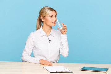 Agreeable TV announcer preparing for broadcasting 