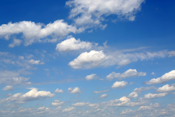 Obraz premium Beautifully blue cloudy sky