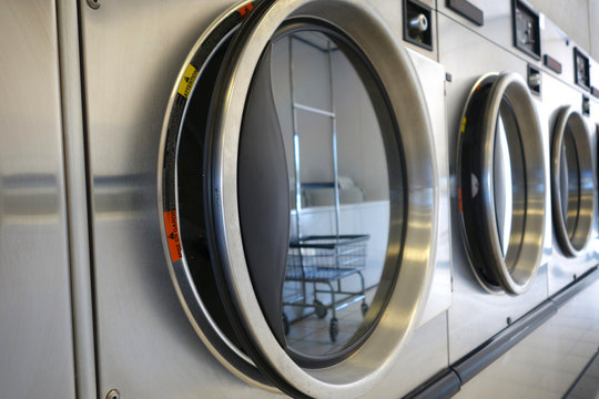 public laundromat washers