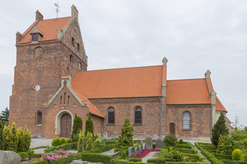 Fototapeta na wymiar Kirche in Væggerløse
