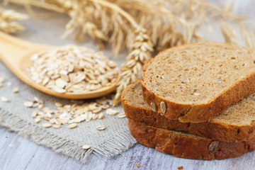 Fototapeta na wymiar Healthy wholegrain bread