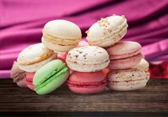 Macaroons.