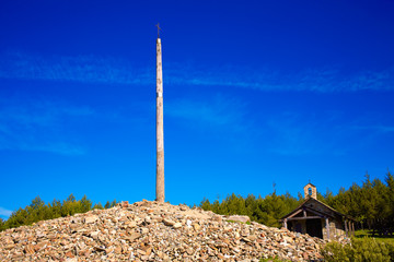 Cruz de Ferro top at Saint James Way Leon © lunamarina