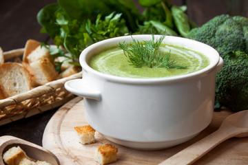 cream soup with green vegetables