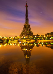 Obrazy na Plexi  Wieża Eiffla Paryż