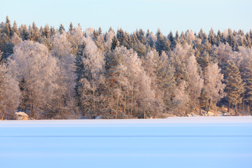 Fototapeta premium Winter lake scenery in finland