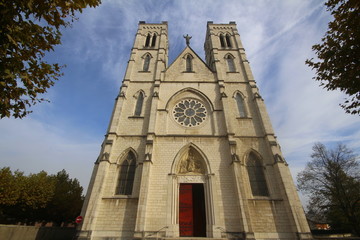 Fototapeta na wymiar L'église de Saint Laurent du Pont - Isère
