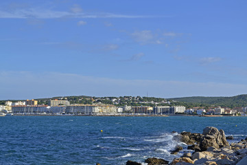 Fototapeta premium L'Escala (Girona) La Escala (Gerona) - Cataluña - Vistas de la linea de costa