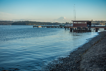 Obraz premium Along Lake Washington - Rainer 5