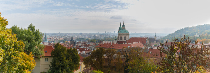 praga - widok od strony zamku praskiego - obrazy, fototapety, plakaty