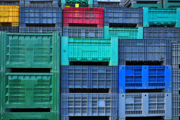 Containers boxes, stack, capacity