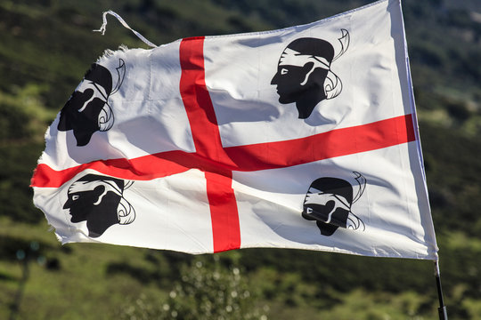 Sardini&euml;, de vlag met 4 Moren.