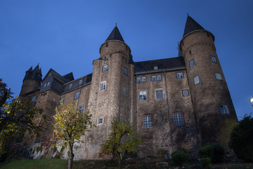 Fototapeta na wymiar castle herborn germany in the evening