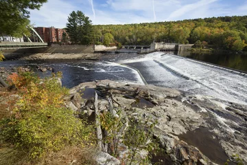 Papier Peint photo Barrage Spillway on dam of the Androscoggin River in Rumford, Maine.