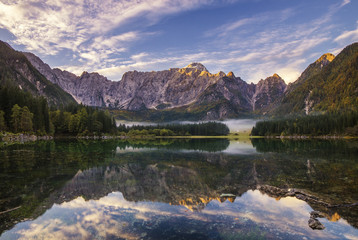 Fototapeta na wymiar mountain lake in the Julian Alps, Laghi di Fusine