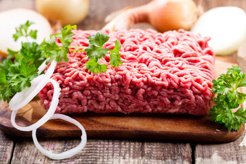 minced meat with vegetables