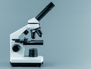 Microscope
