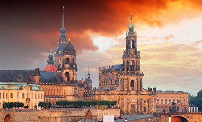 Fototapeta na wymiar Dresden panorama at sunset, Germany