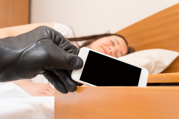 theft of smartphone while sleeping
