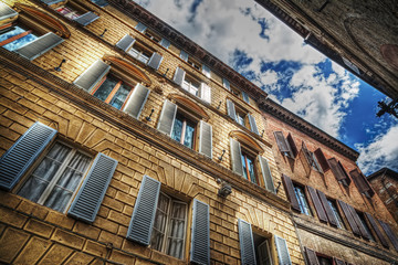 Fototapeta na wymiar beautiful building in Siena in hdr