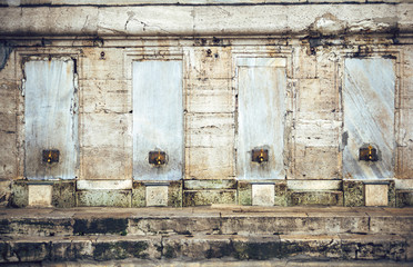 A place for washing the feet in a Mosque