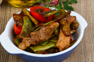 Stir fried pork with vegetables